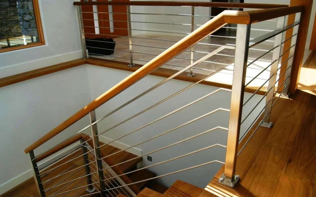 Перила металлические. Лестница металл 40на40. Перила для наружной лестницы. Перила элегант 214125. Перила для лестницы из металла.