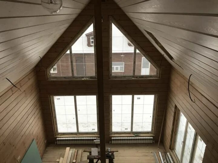 Дом баня второй свет проект Compact Home Designed for Breathtaking Views of the Alps Minimalist home, House