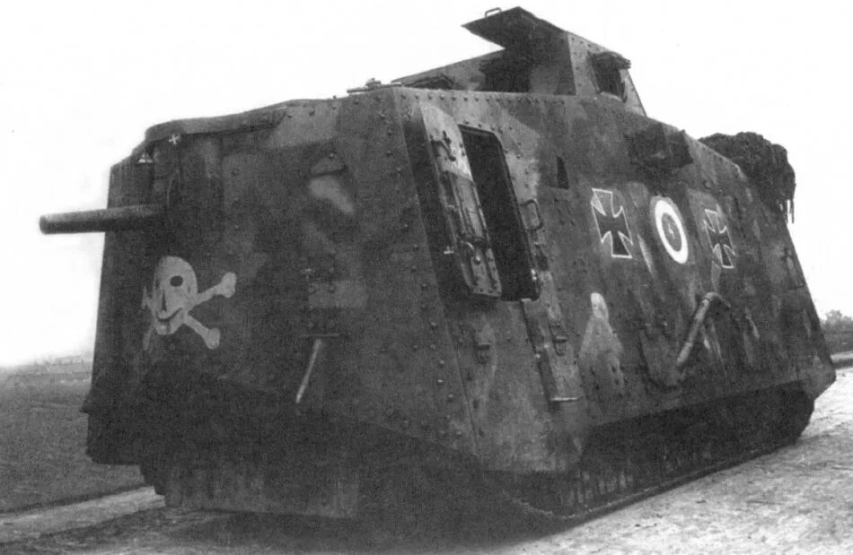 Немецкий танк 7. Первый немецкий танк a7v. Немецкий танк Колоссаль. К Ваген немецкий танк 1 мировой. Sturmpanzerwagen a7v.