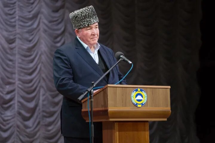 Назир хубиев. Хубиев расул карачаево-черкесия. Умар хубиев. Хубиев президент кчр. Хубиев президент кчр.