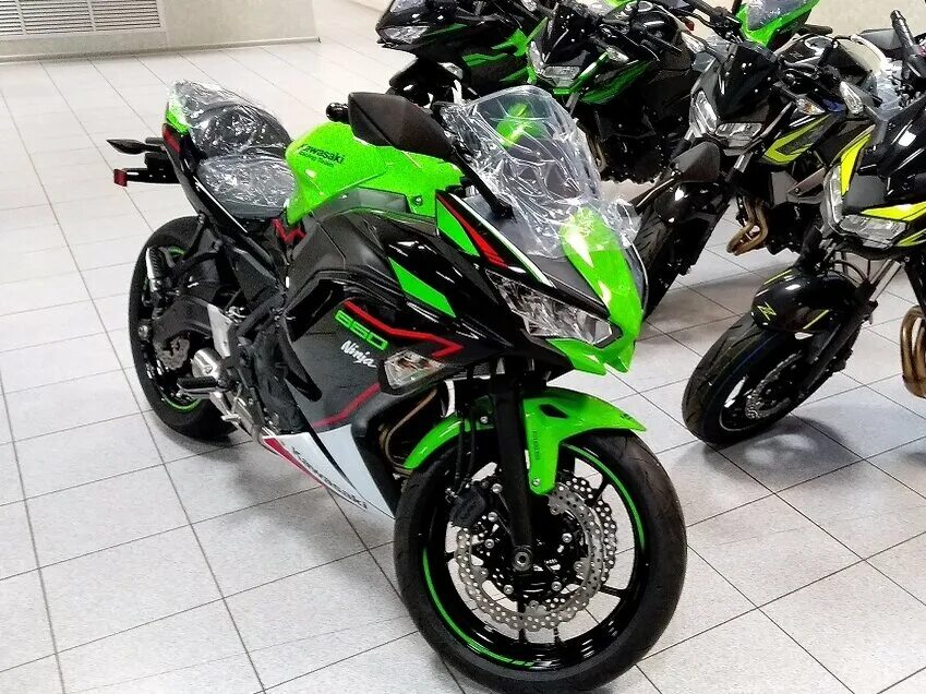 Зеленый 650. Kawasaki Ninja 650 зеленый. Kawasaki Ninja 650 2021. Kawasaki ex650 2018. Ninja 650 2021.