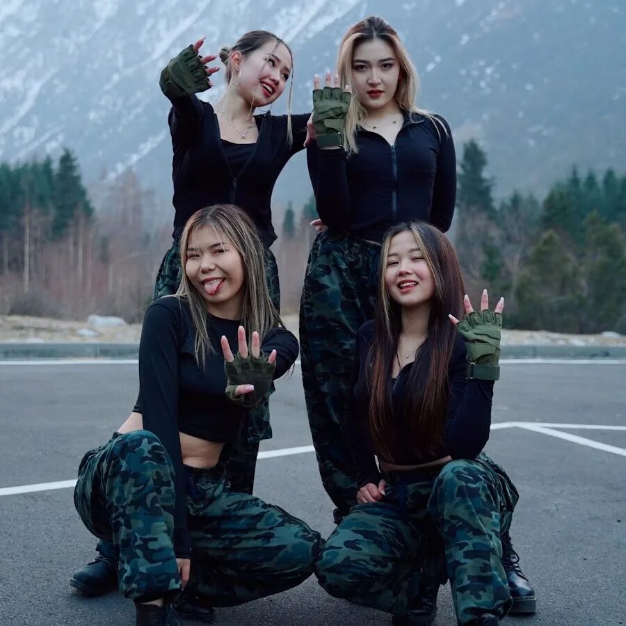 4 герл. Четыре сестры фотосессия. Три подруги. Дрянные девчонки 1. 4 герл.