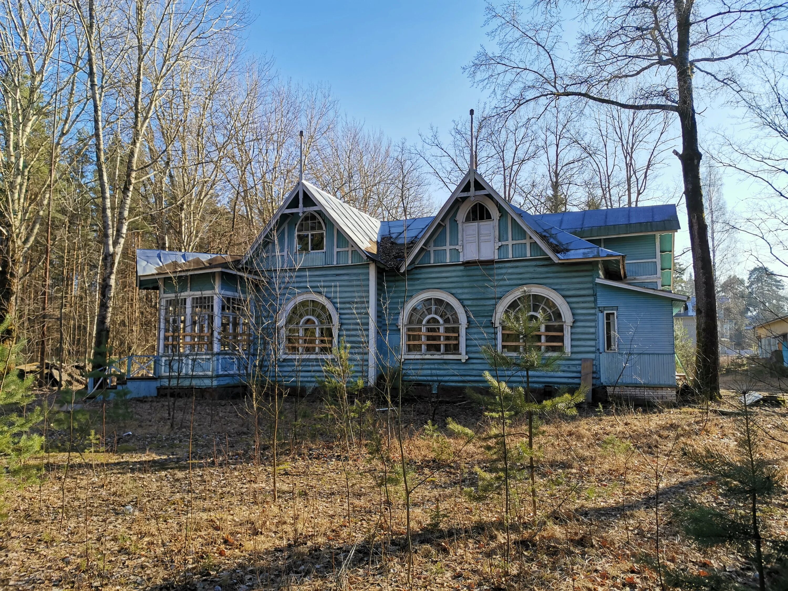 Парковая 4 сестрорецк. Сестрорецк улица парковая дом. Парковая улица сестрорецк. Парковая улица сестрорецк. Дача лихачёва сестрорецк.