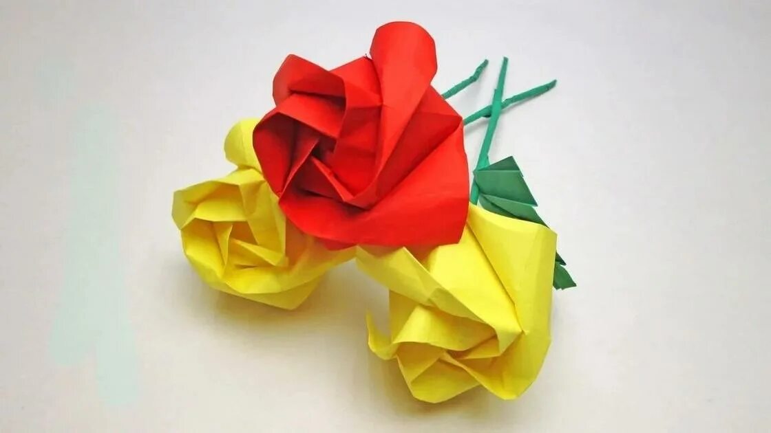 Как сделать цветы из бумаги без клея. Цветы из бумаги. Оригами цветок без клея. Цветы в технике оригами.