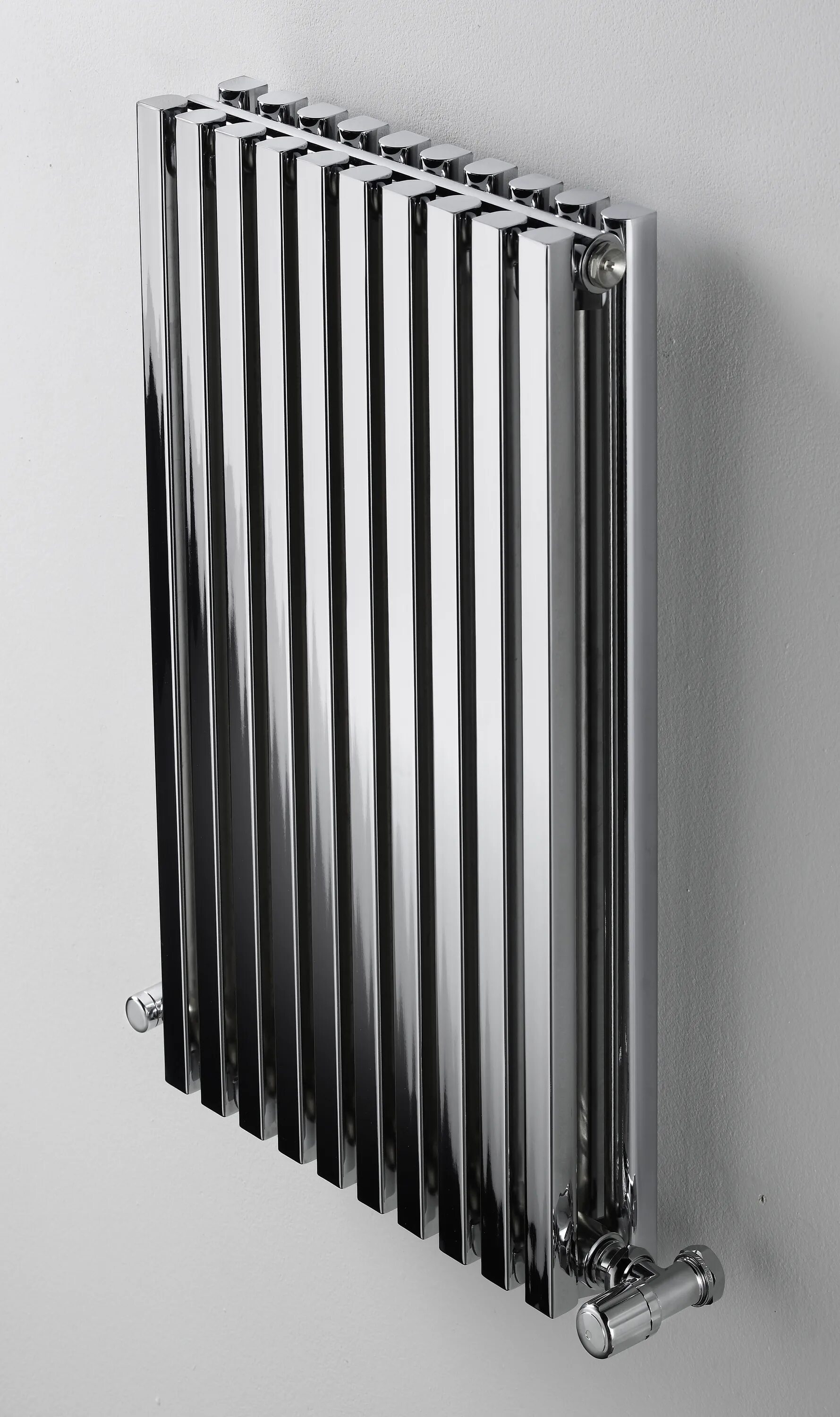 водяной полотенцесушитель кзто аргос 9 1500x534. вертикальный панельный радиатор. хромированная батарея. купить радиатор отопления хром. Carisa gaia радиатор.
