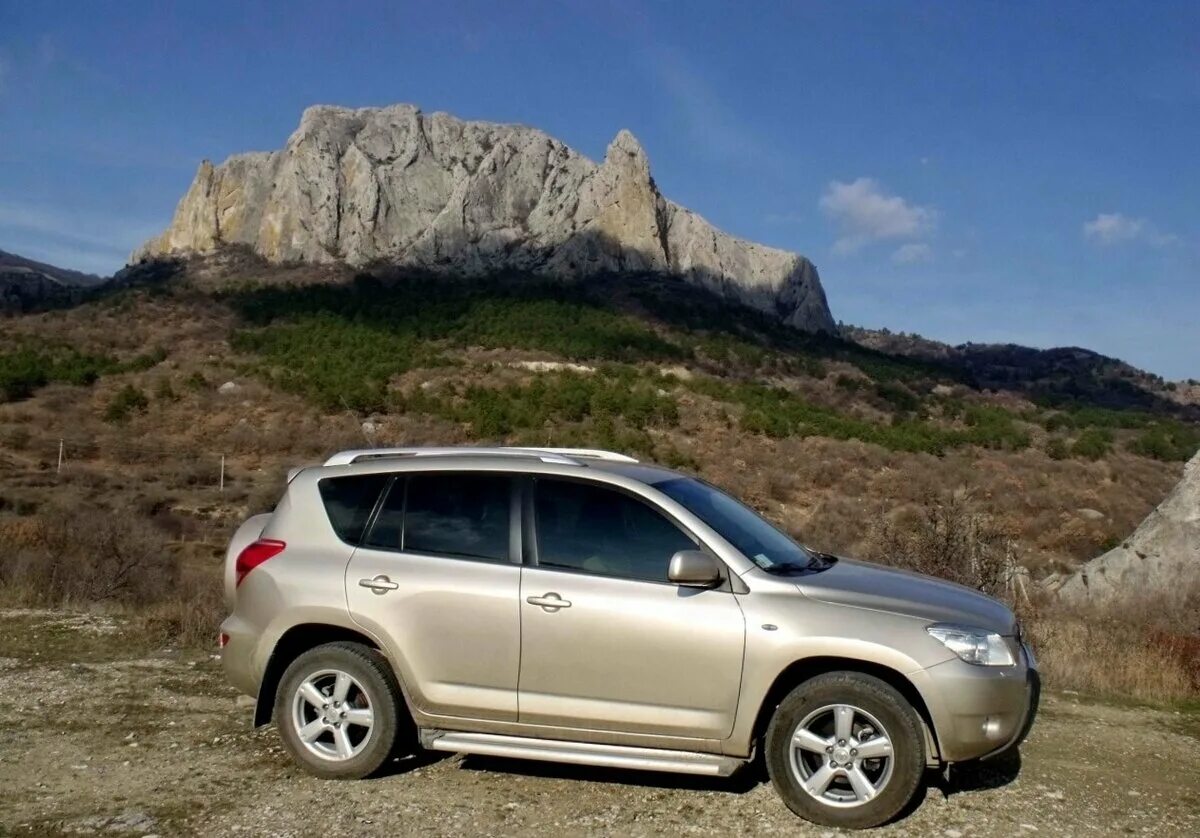 Тойота рав краснодарский край. Тойота рав 4. Toyota rav4 2007. Toyota rav4 2.4 2008. Toyota rav4 2011.