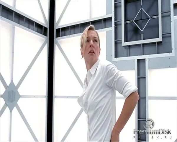 Гиперкуб куб 2 нож. Куб 2: гиперкуб фильм 2002. Кэри матчетт куб 2. Гиперкуб 2002. Куб 2 фильм 1997.