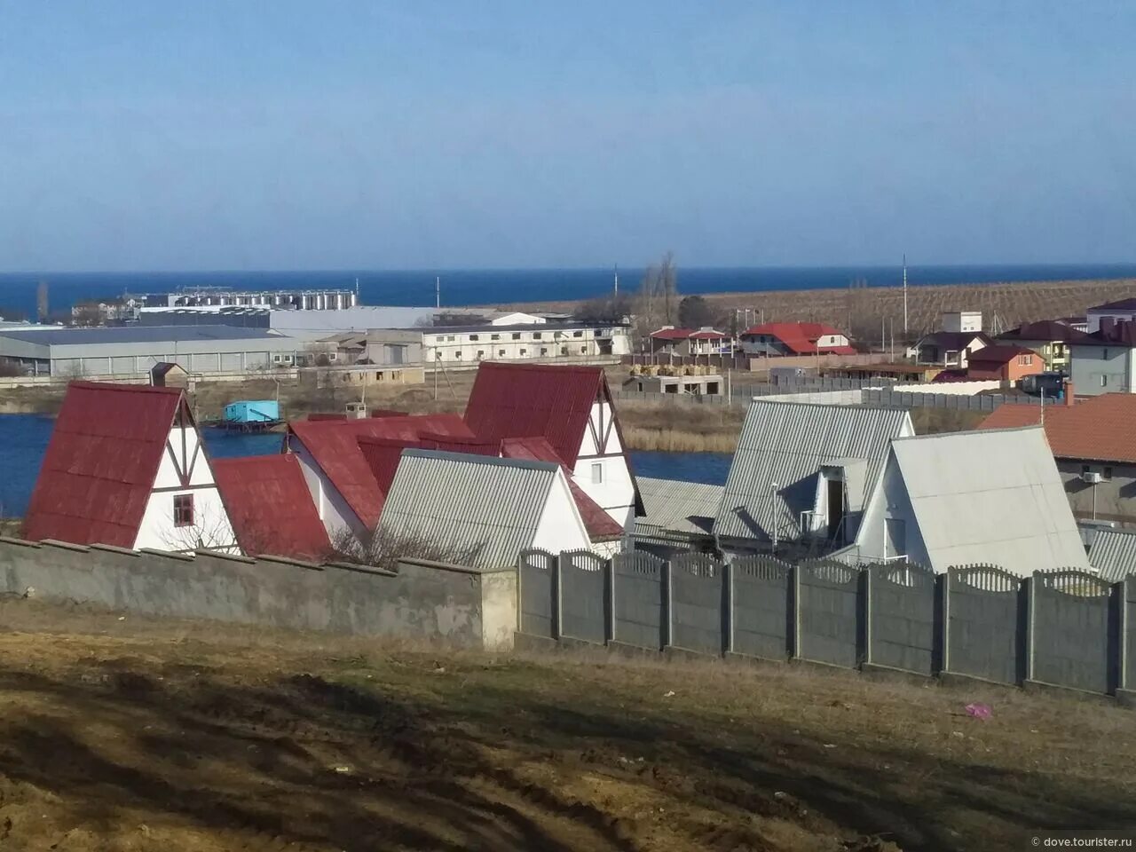 Село угловое бахчисарайский. Угловое Бахчисарайский район Крым. Село угловое Севастополь. Набережная угловое Бахчисарайский район. Село угловое набережная.