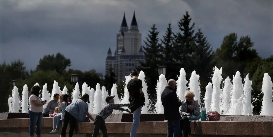 Когда отключат фонтан в царицыно. Когда в москве закроют фонтаны.