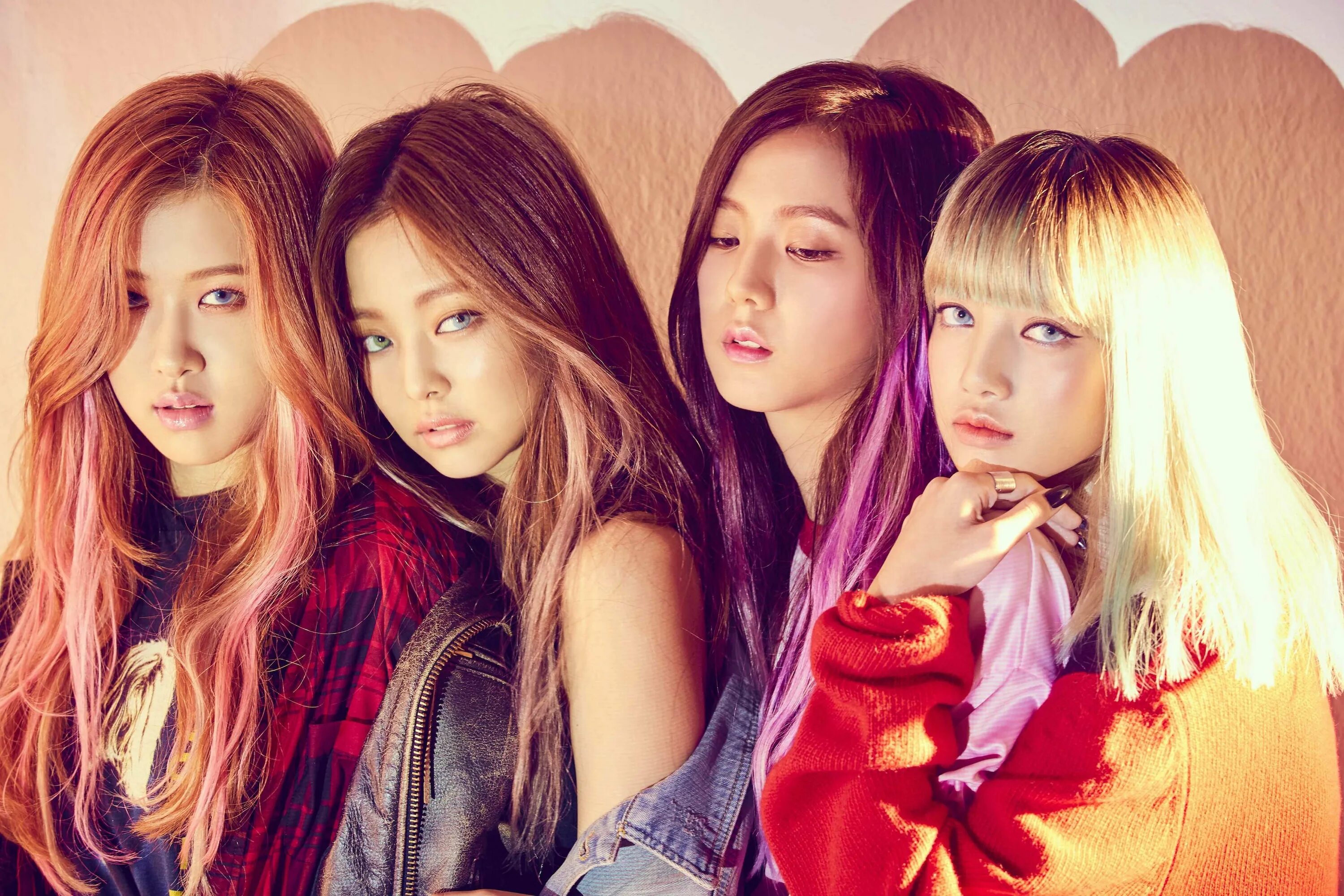 Фото с блэк пинк. Группа Блэк Пинк. K Pop группа BLACKPINK. Группа Блэк Пинк участницы. Белк пинг.