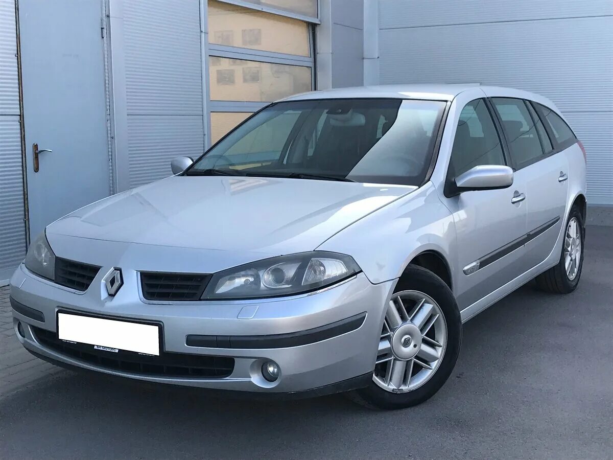 Рено лагуна 2 универсал дизель. Renault Laguna 2005. Рено Лагуна 2 2005. Renault Laguna 2005 универсал. Рено Лагуна 2 Рестайлинг.