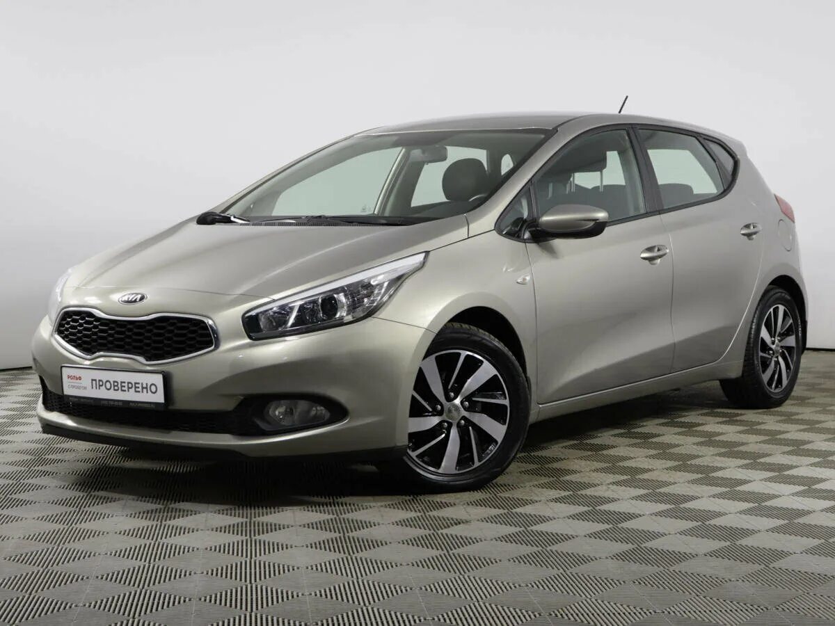 Kia Ceed 2015. Kia Ceed 2013. Kia Ceed 2 Рестайлинг. Kia Ceed II Рестайлинг. Кия сид 2015 год