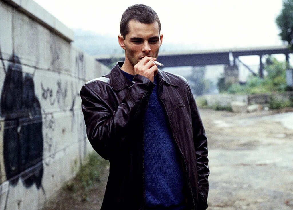 10th & wolf (2006). Пересечение десятой и вульф фильм. Пересечение 10-й и вульф 2006. 10th & wolf (2006). Пересечение 10 и вульф.