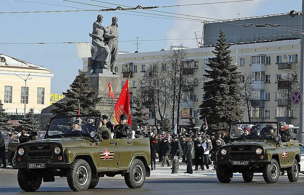 Памятник уральскому добровольческому корпусу город