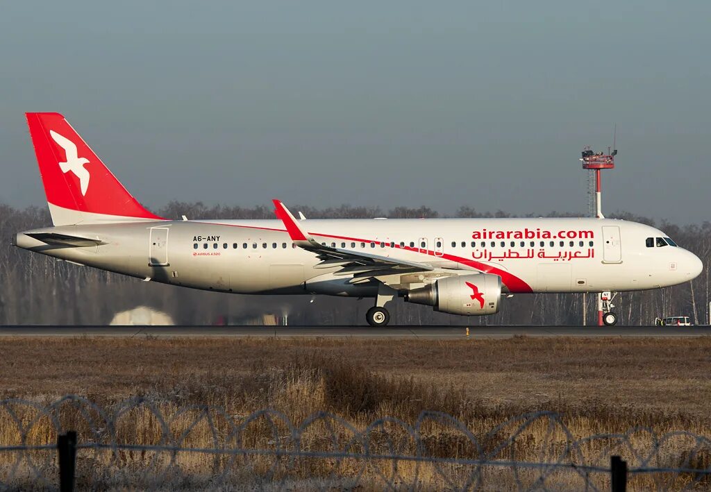 Айр арабиан. Air Arabia a320. Самолет а320 Air Arabia. Эйрбас а320 Эйр Арабия. Airbus a320-100/200 Air Arabia.