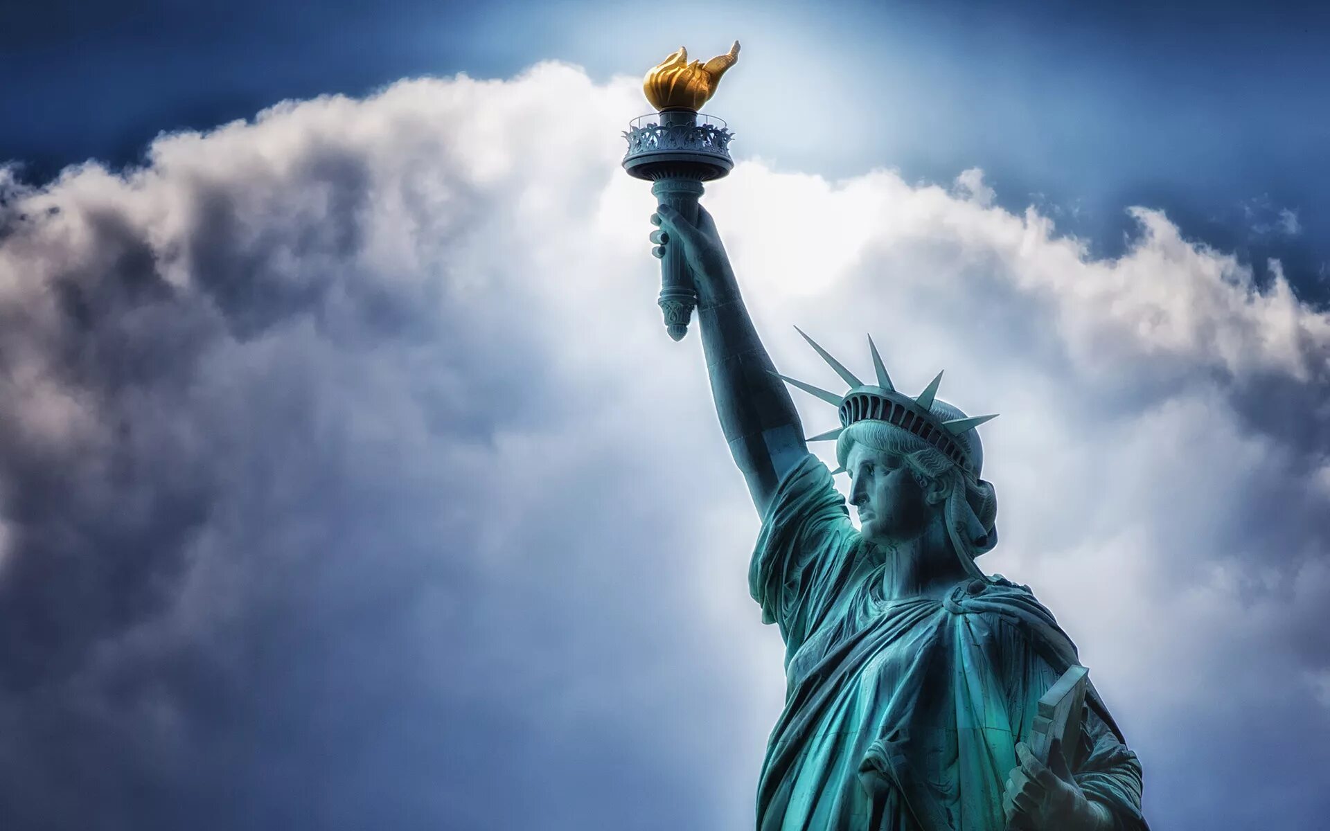 Статуя свободы США. Факел статуи свободы. Статуя свободы Нью-Йорк фото. Статуя свободы 1920. Про свободу на английском
