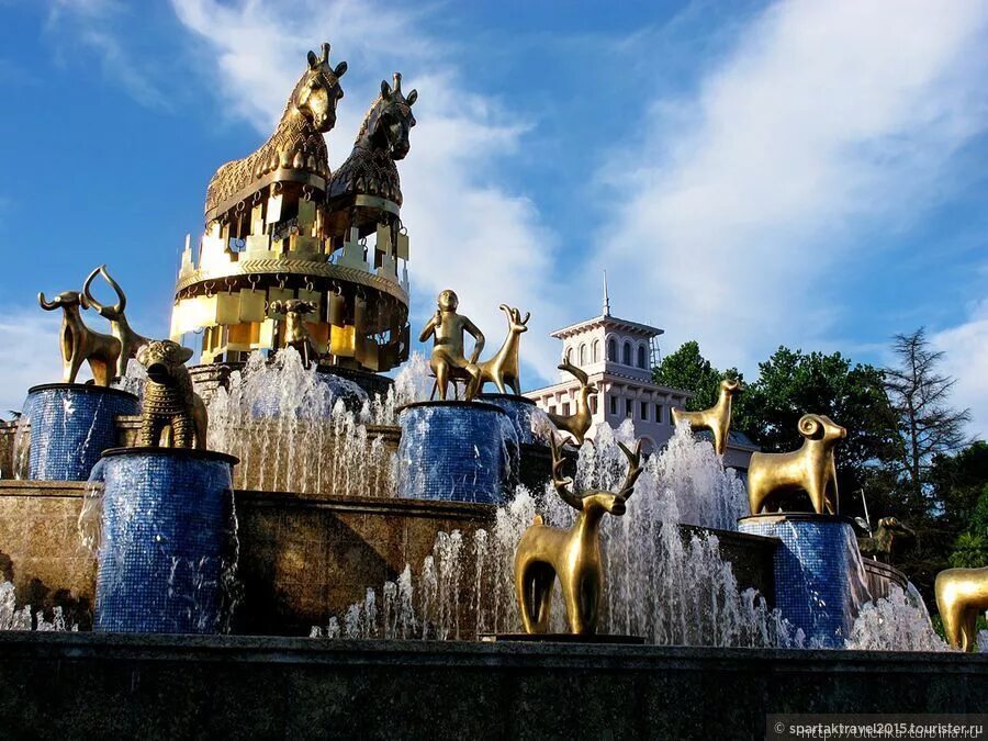 Кутаиси - город мая и роз. Фонтан кутаиси колхидский фонтан. Кутаиси. Москва-кутаиси авиабилеты. Кутаиси грузия.