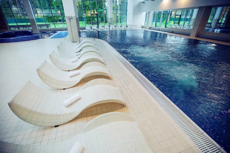 спа кронштадт. салон красоты алла в кронштадте. амбассадор питер гостиница. отель новый петергоф. общественная баня кронштадт.