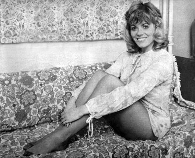 Vintage-Erotica-Wendy-Richard-9.jpg - ImageTwist.
