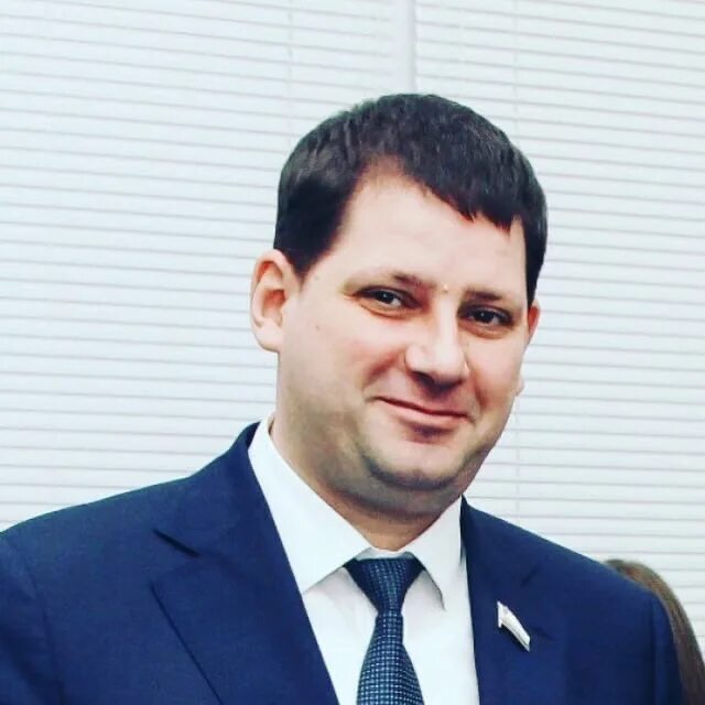 Министр молодежной политики самарской. Абросимов Саратов министр.