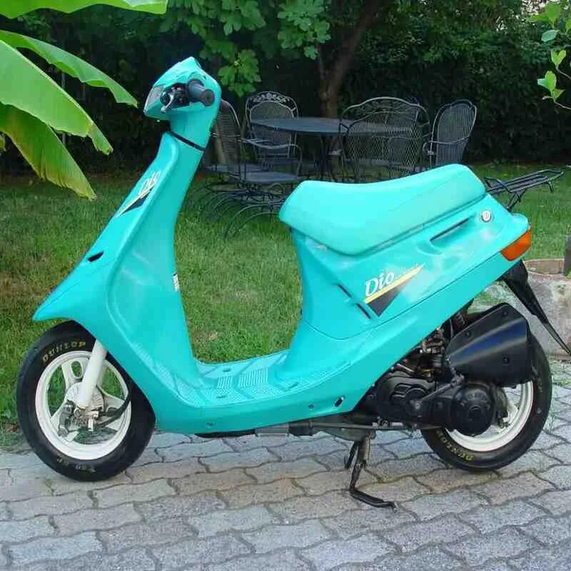 Хонда дио 18 купить. Dio af18. Honda af 18. Honda Dio af18 ZX. Honda Dio af 18 SR.