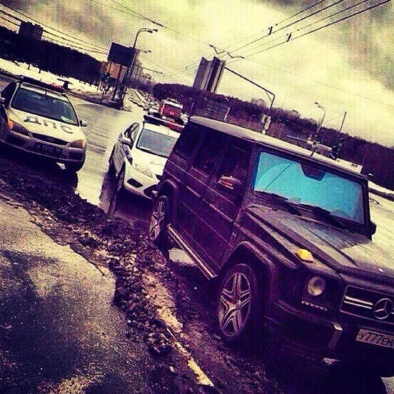 Чисто с пацанами андроид. Брат аватарка. Иллюзия обмана приколы с надписями по русски. Иллюзия обмана приколы с надписями по русски. Фотосессия в стиле streetwear парень.