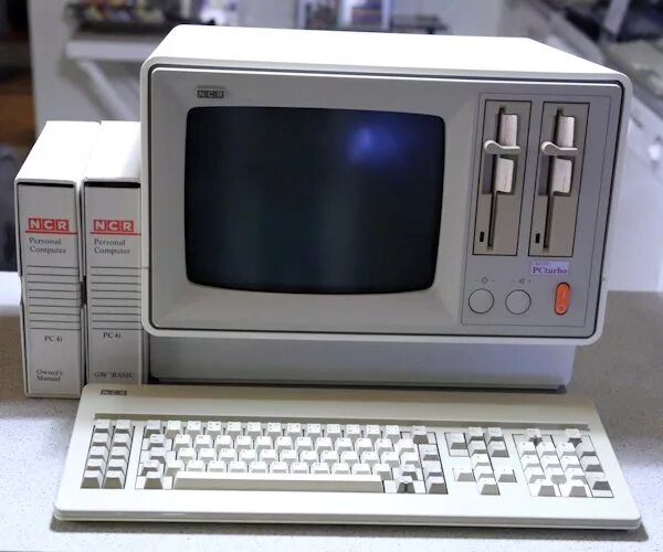 Персональные компьютеры счет. Компьютеры ncr. ncr501 компьютер. ncr монитор кассира. компьютер ncr 390.