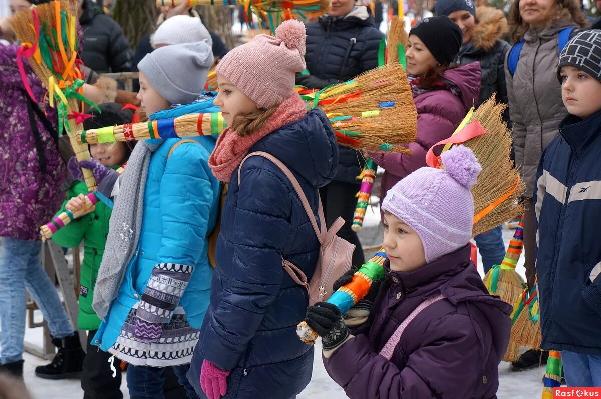 Масленица в донском 2024. Метание веников на Масленицу. Масленица на Дону.