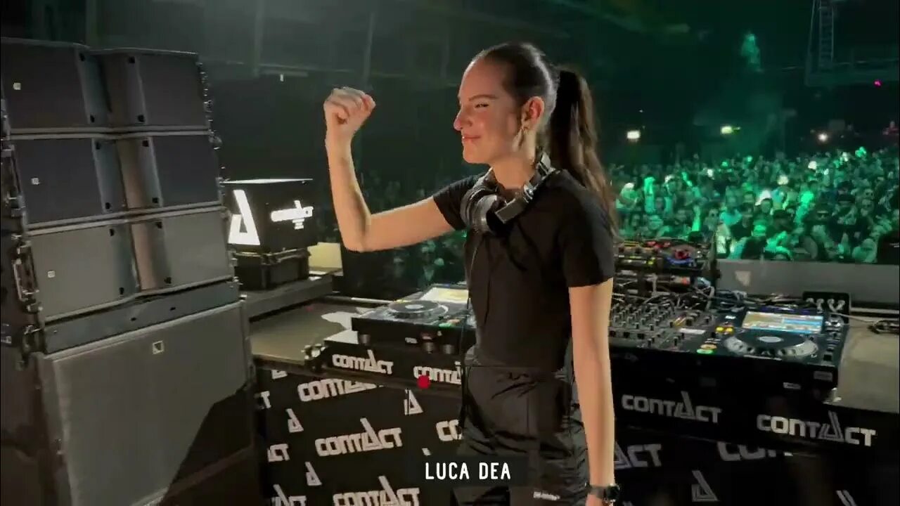 Акадо dj katrin. Dj lilli one two three. Dj lilli. Lilly palmer диджей. Lily palmer dj.