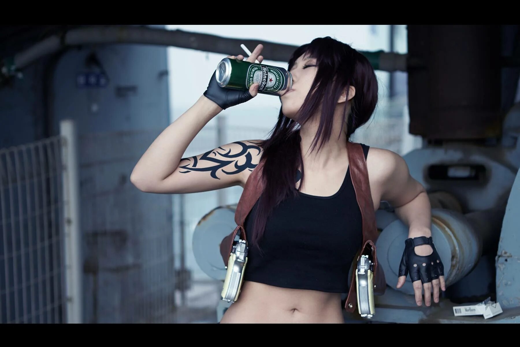 Реви Ребекка Двурукая. Black Lagoon Revy косплей. Реви пираты черной лагуны косплей. Revy Cosplay. Реви айс