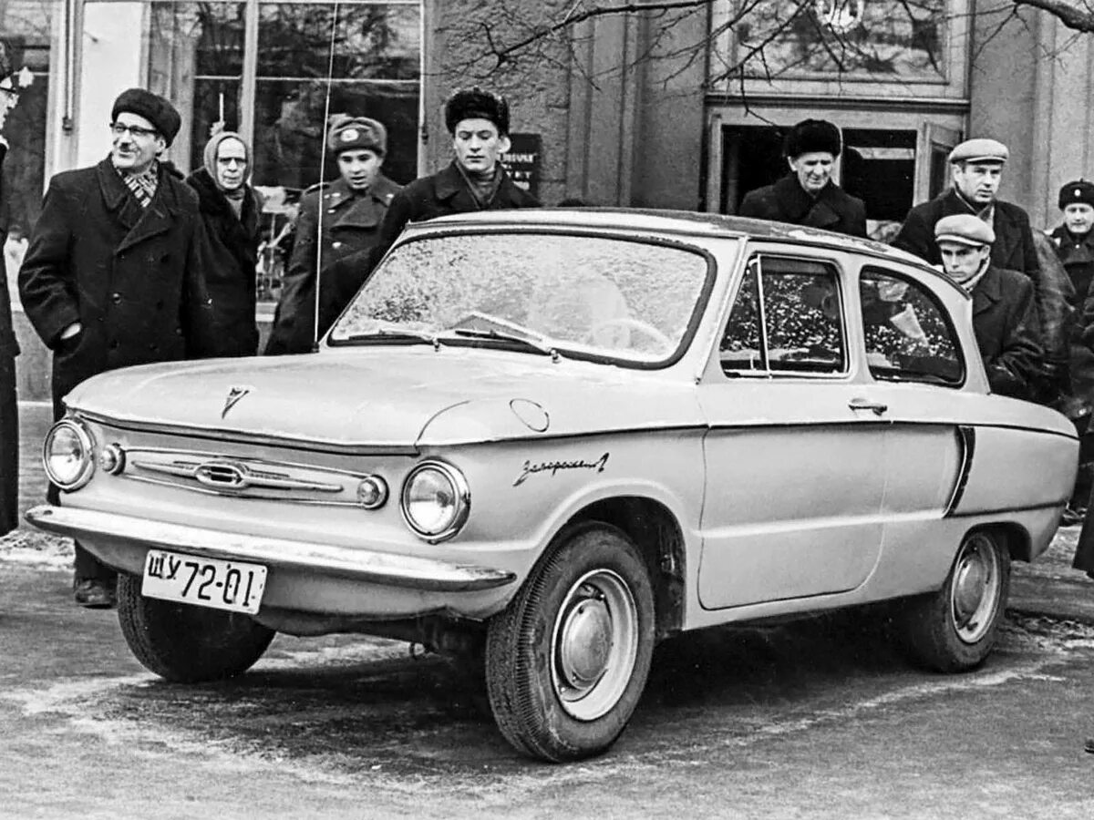 Мзма-407 «москвич». 12 2. Советские машины 1. Автомобиль запорожец заз 968. Газ 21 волга черная.