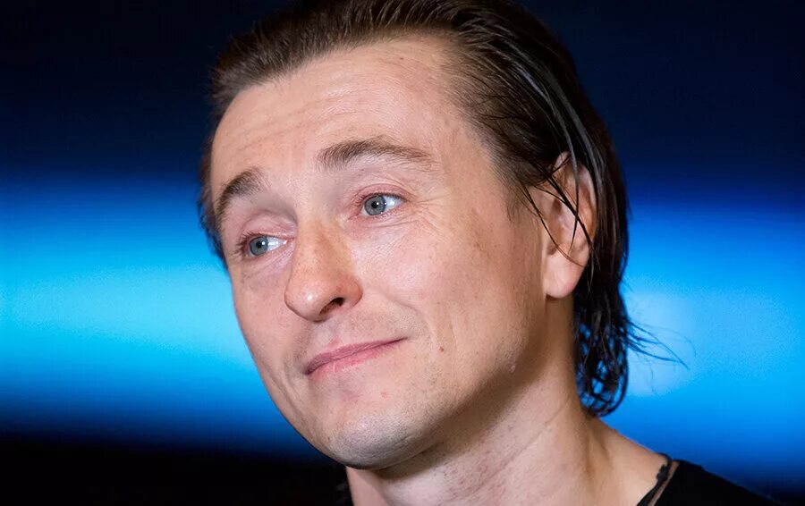 Сколько лет безрукову сергею
