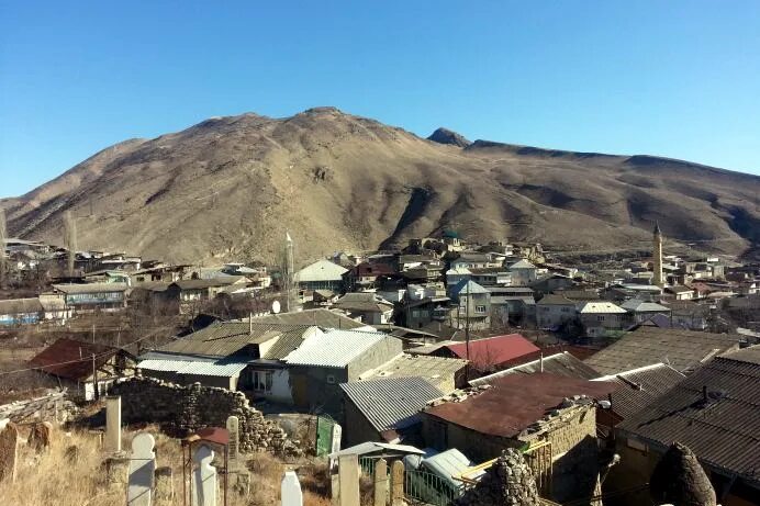 Село ботлих дагестан. Село ботлих военный городок. Дагестан горы ботлиха. Обезьянья гора ботлих. Ботлих.