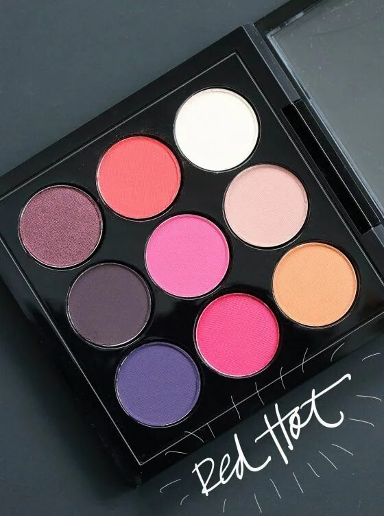 Mac eye. Mac eyeshadow x 9. тени mac x9. тени mac eye shadow x9. макияж с тенями mac x9.