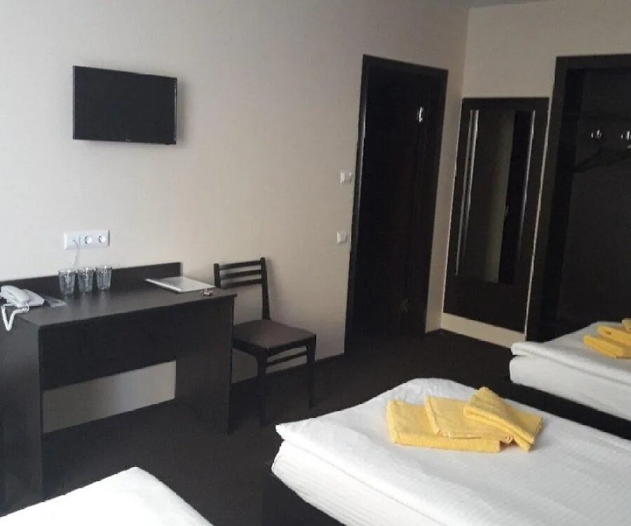 Нарцисс сауна ижевск. Нарциссы в отелях. Нарциссы в отелях. Гостиница нарцисс. Казанская 148 ижевск.