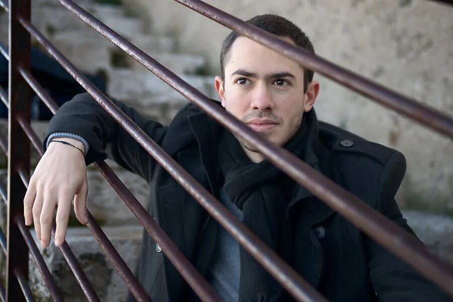 Логика арты. Гийом лоран. Beauz outerspace. Guillaume david. David vance модель.