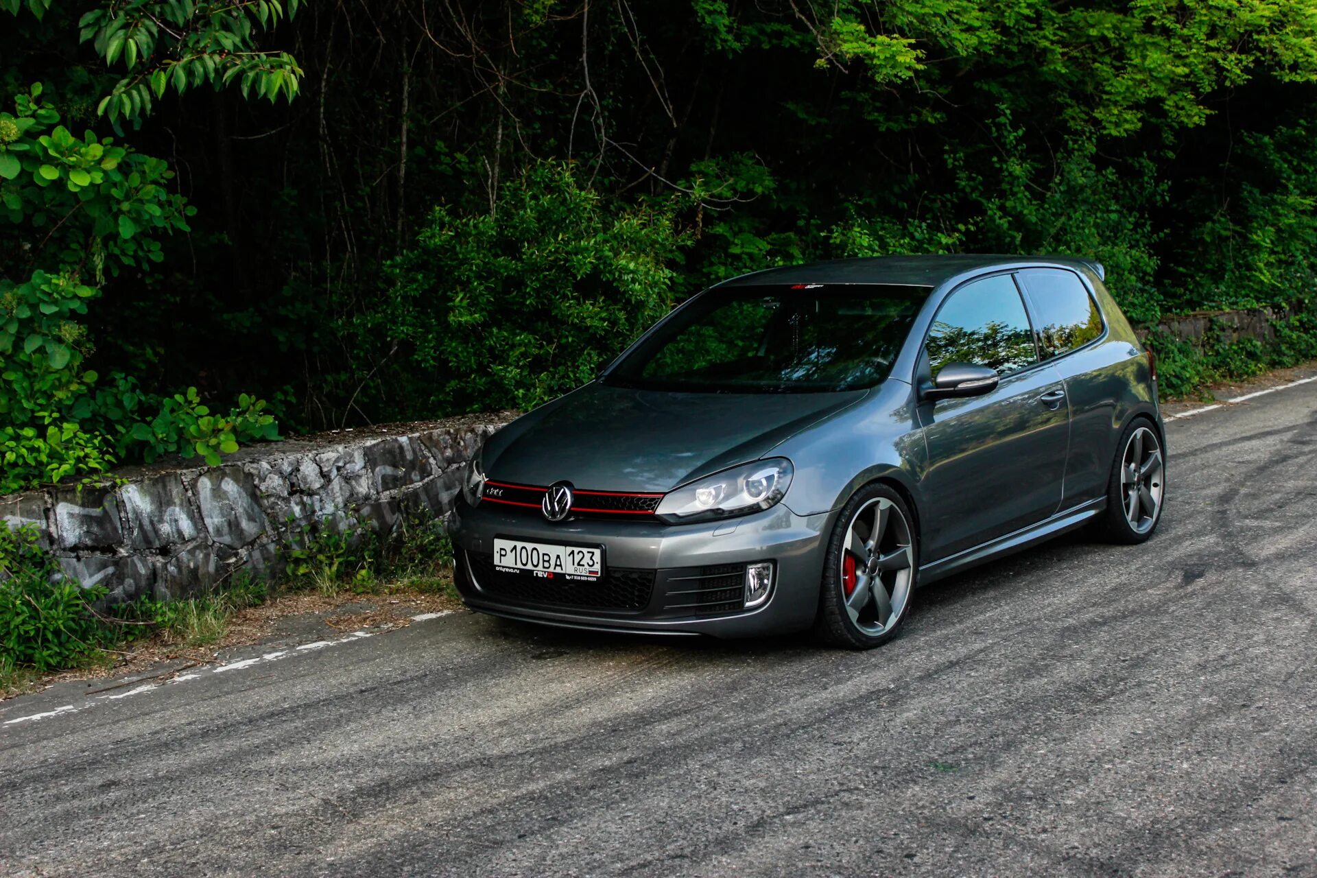 Volkswagen golf stage 3. 2 стейдж 2. Golf gti stage. Vw golf 7 gti. Golf 6 work.