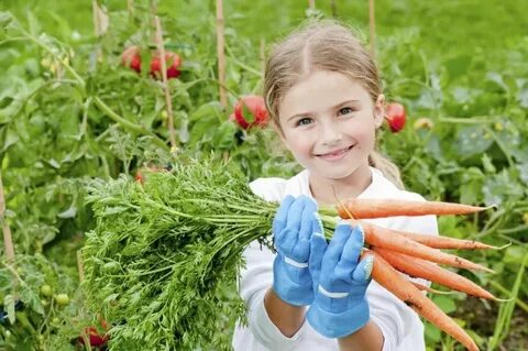 Playing with vegetables