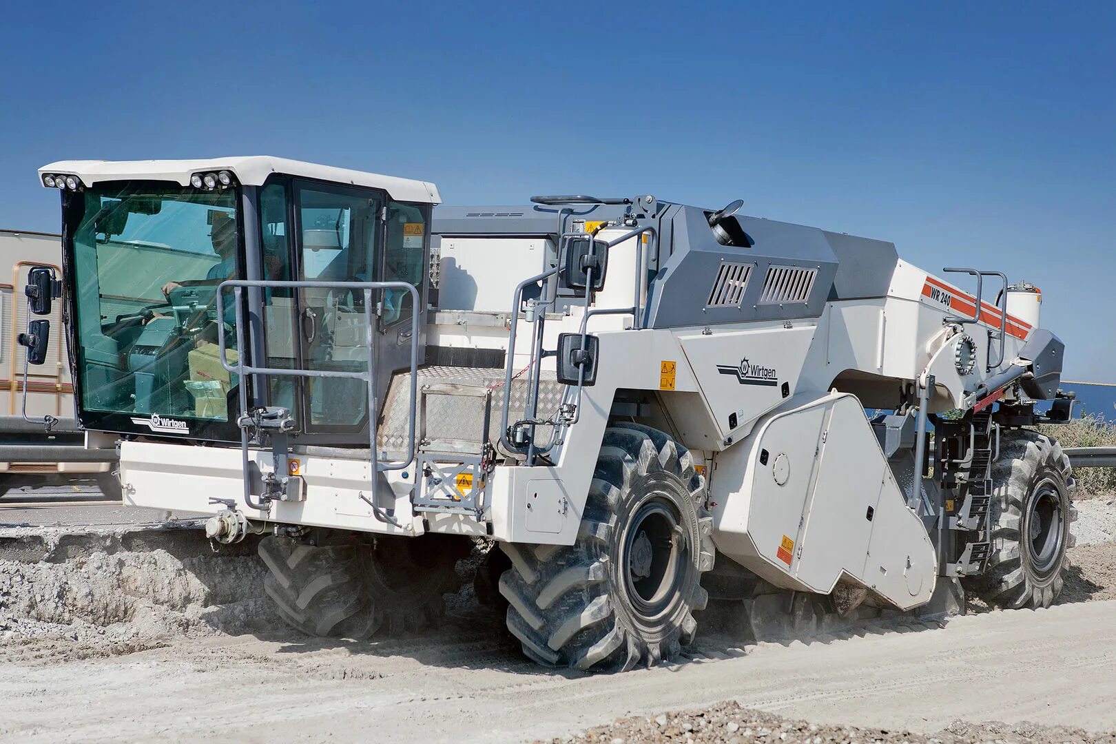 Ресайклер(фреза) wr 2000. Ресайклер roadtec. Ресайклер wr 250. Ресайклер wirtgen wr 250. Wirtgen wr250.