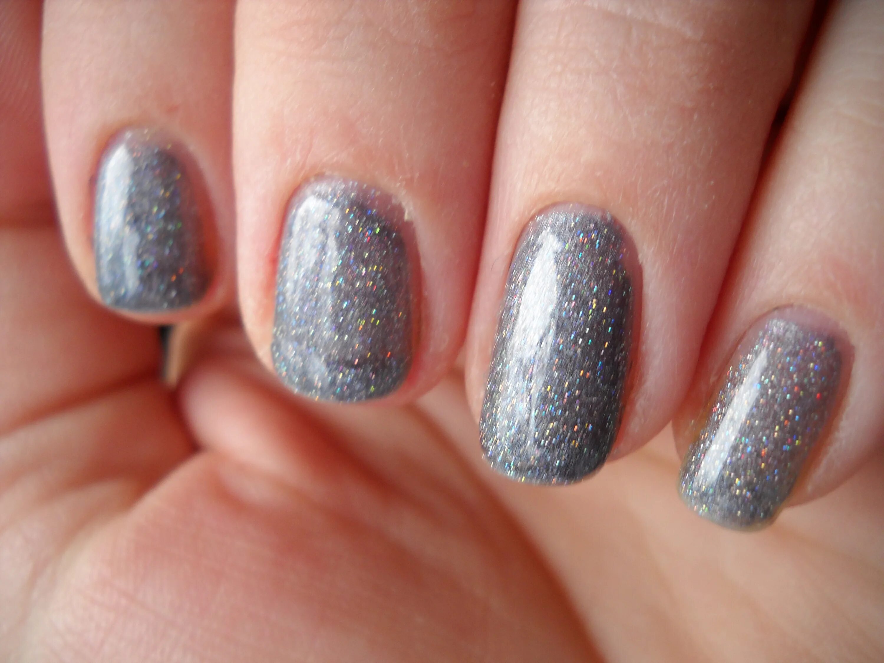 Блики на ногтях. Шеллак серебряный. Маникюр желтый с блестками. Светоотражающий шеллак. Светоотражающий шеллак.