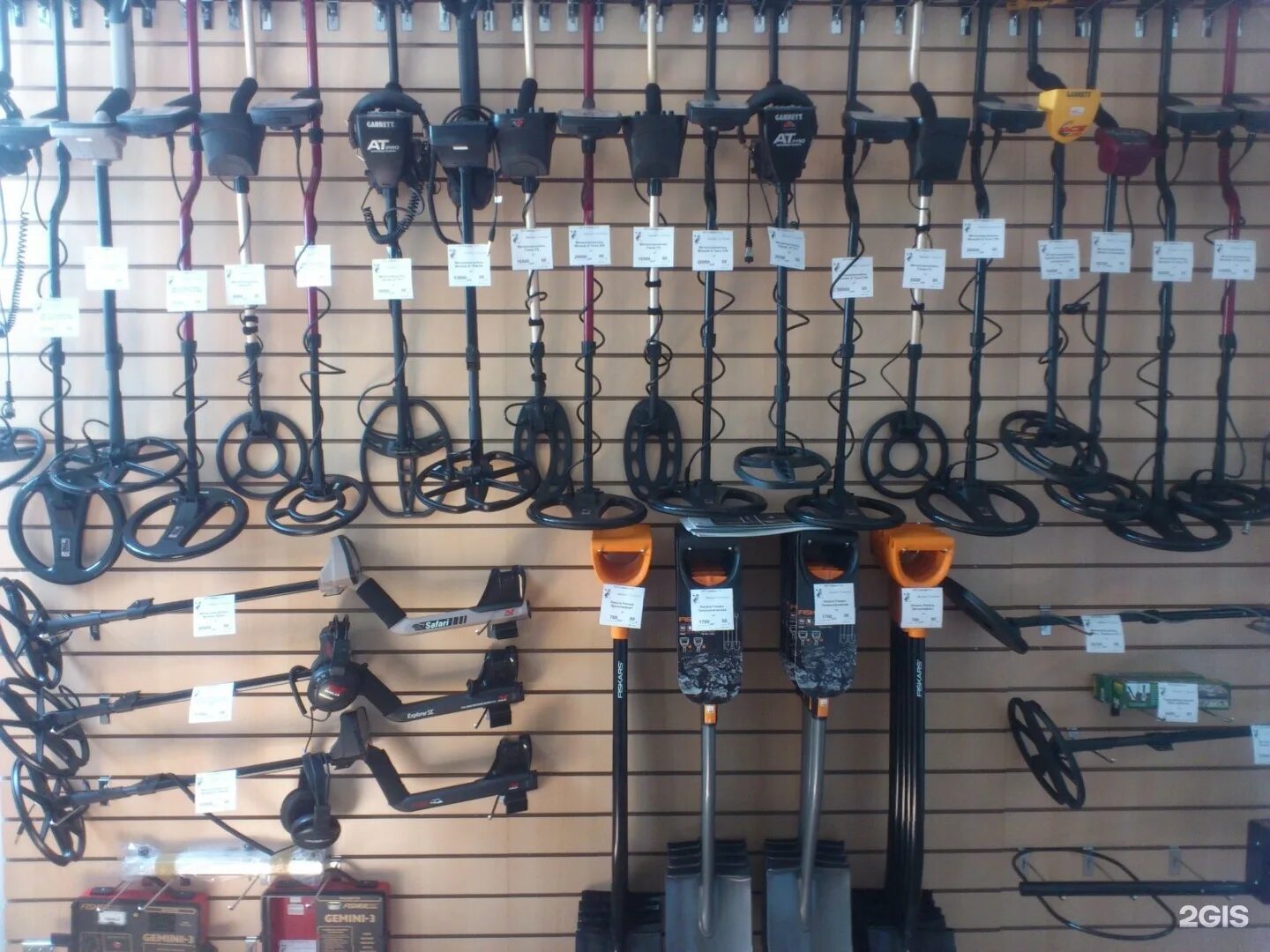 Металлоискатель камон. Следопыт симферополь. Металлоискатель кайман. Чехол ака сигнум 7272 мфт. Следопыт орел магазин металлоискателей.