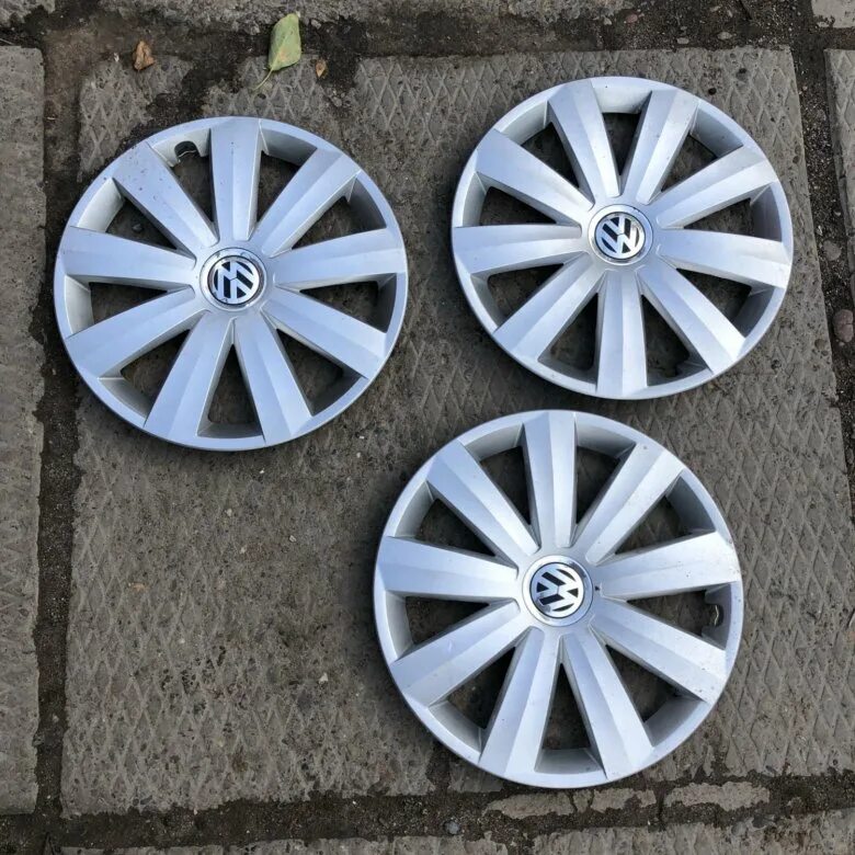 R15 volkswagen. Колпаки r15 Volkswagen. Колпаки r15 Volkswagen t4. Chevrolet Cobalt колпаки r15. Колпаки поло 2021.