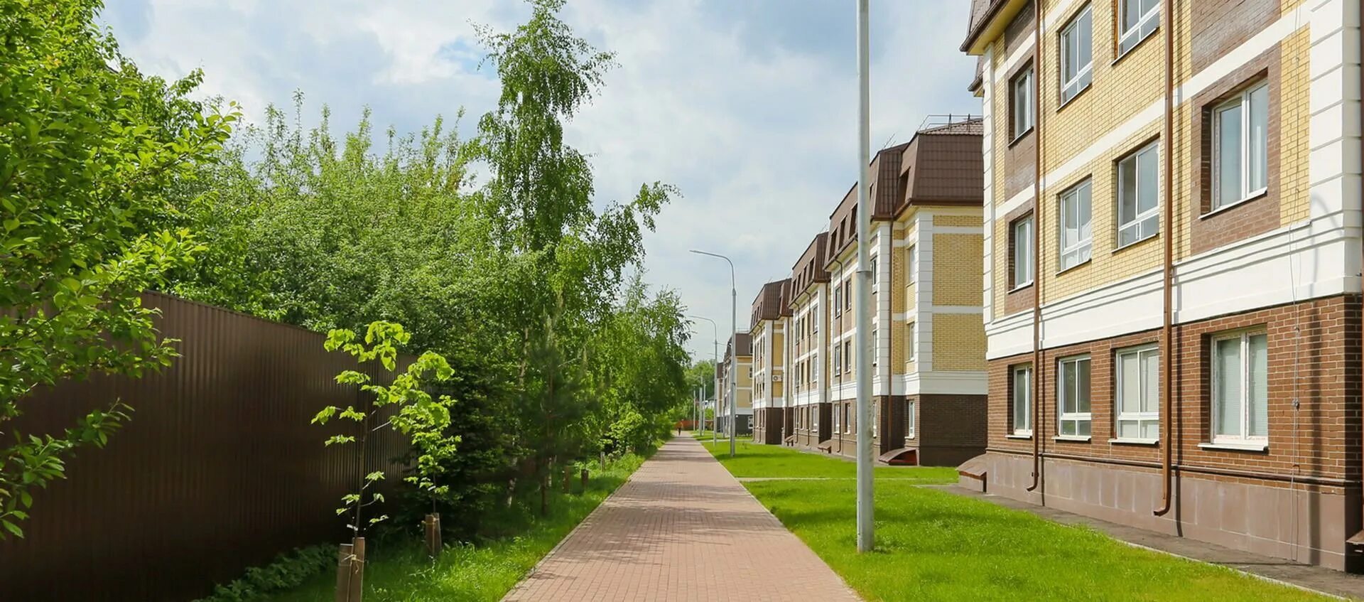 Проезд г королев. Жк театральный парк королёв. гранель королев театральный парк. гранель жк театральный парк. болшево королёв жк театральный парк.