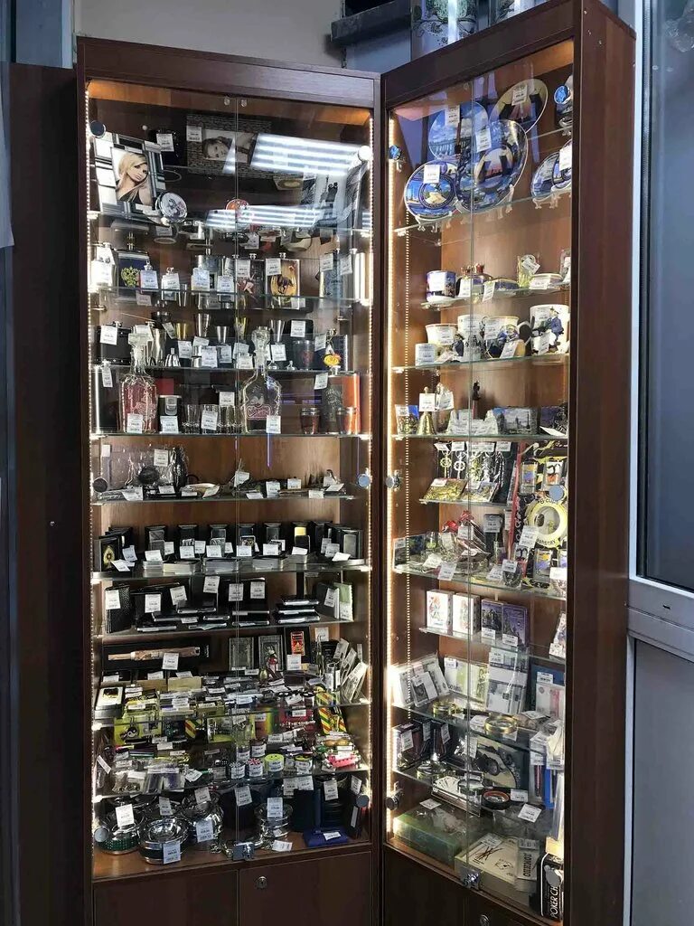 курительные магазины рядом со мной. антонова овсеенко 41 воронеж. табачная лавка рядом со мной 24. мир табака комсомольск. табакерка магазин.