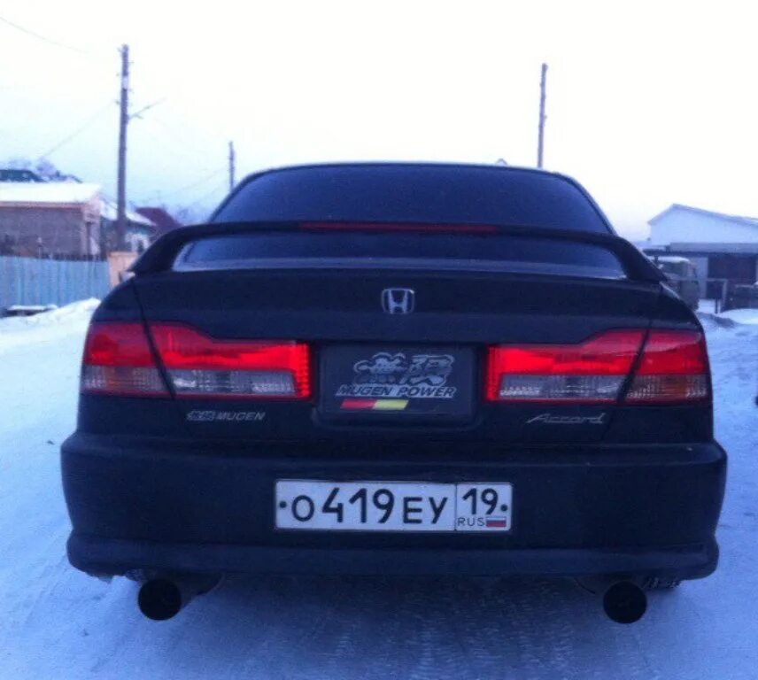 Аккорд 6 задний. Фонари euro r accord 6. задние фонари аккорд 6. хонда аккорд 1995 задняя оптика. тонированные задние фонари хонда аккорд 6.