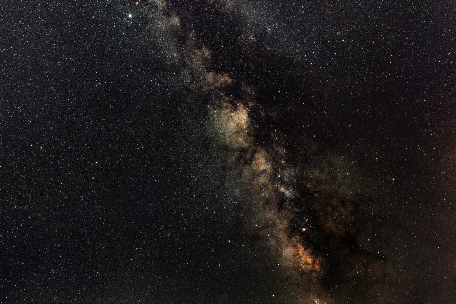 Млечный путь в созвездии стрельца. Эпсилон стрельца – каус аустралис. Галактика млечный путь центр стрелец а. Созвездие стрельца фото. Каус аустралис звезда.