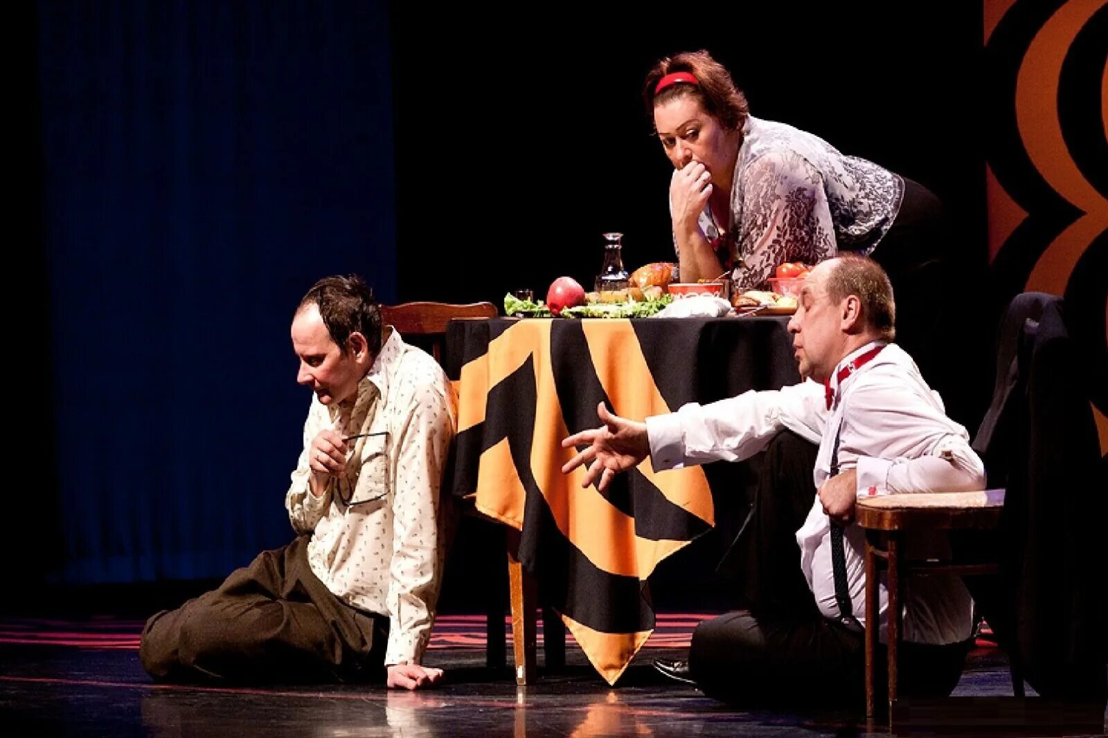 Антреприза в москве. Соврименныйтеатрантрепризы. Пьеса игроки гоголь. Меньшова юлия антреприза. Игроки гоголь малый театр.