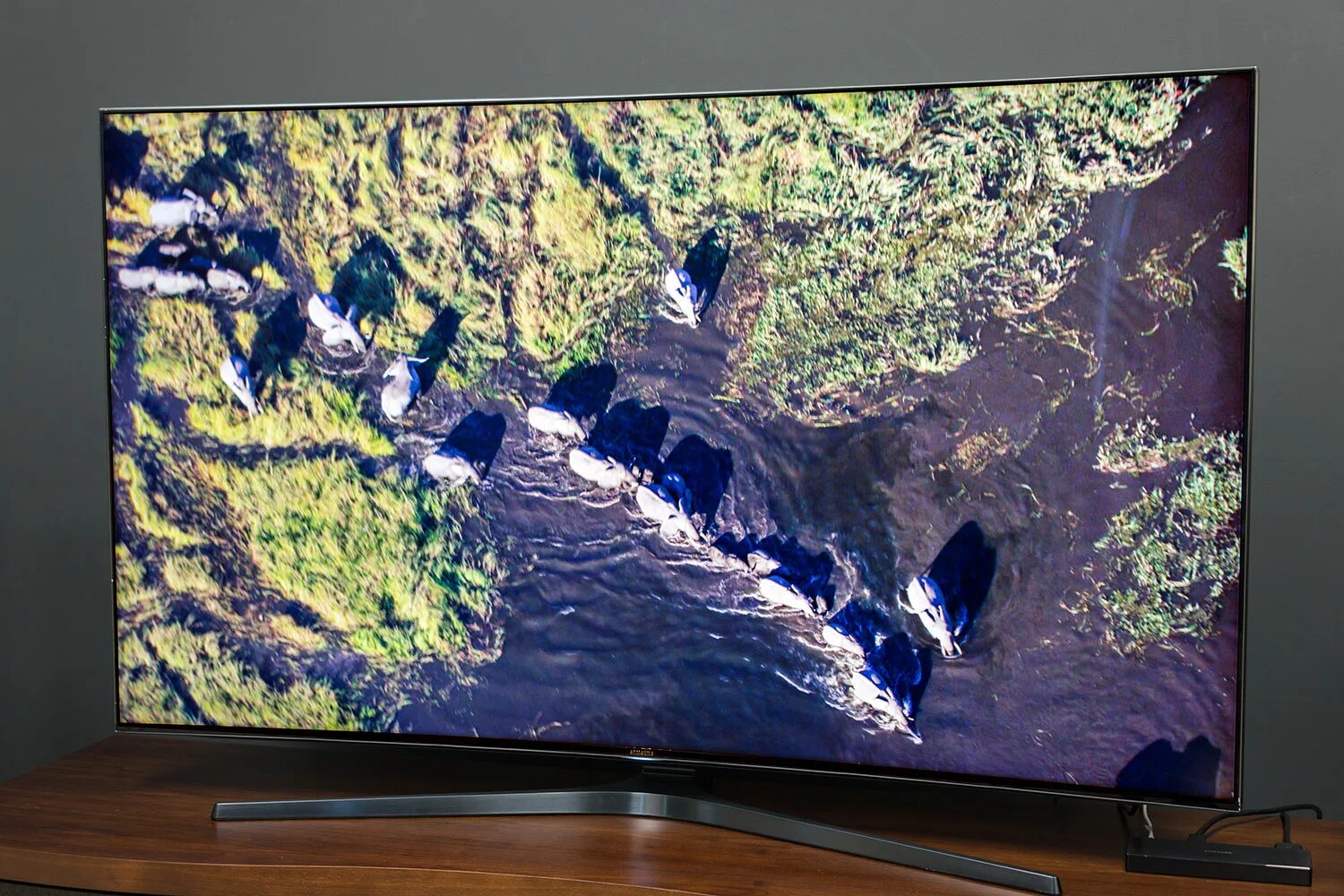 Samsung TV 2022. Самсунг ТВ диджитал. Вертикальный телевизор. Вертикальный телевизор Samsung. Samsung телевизоры 2022