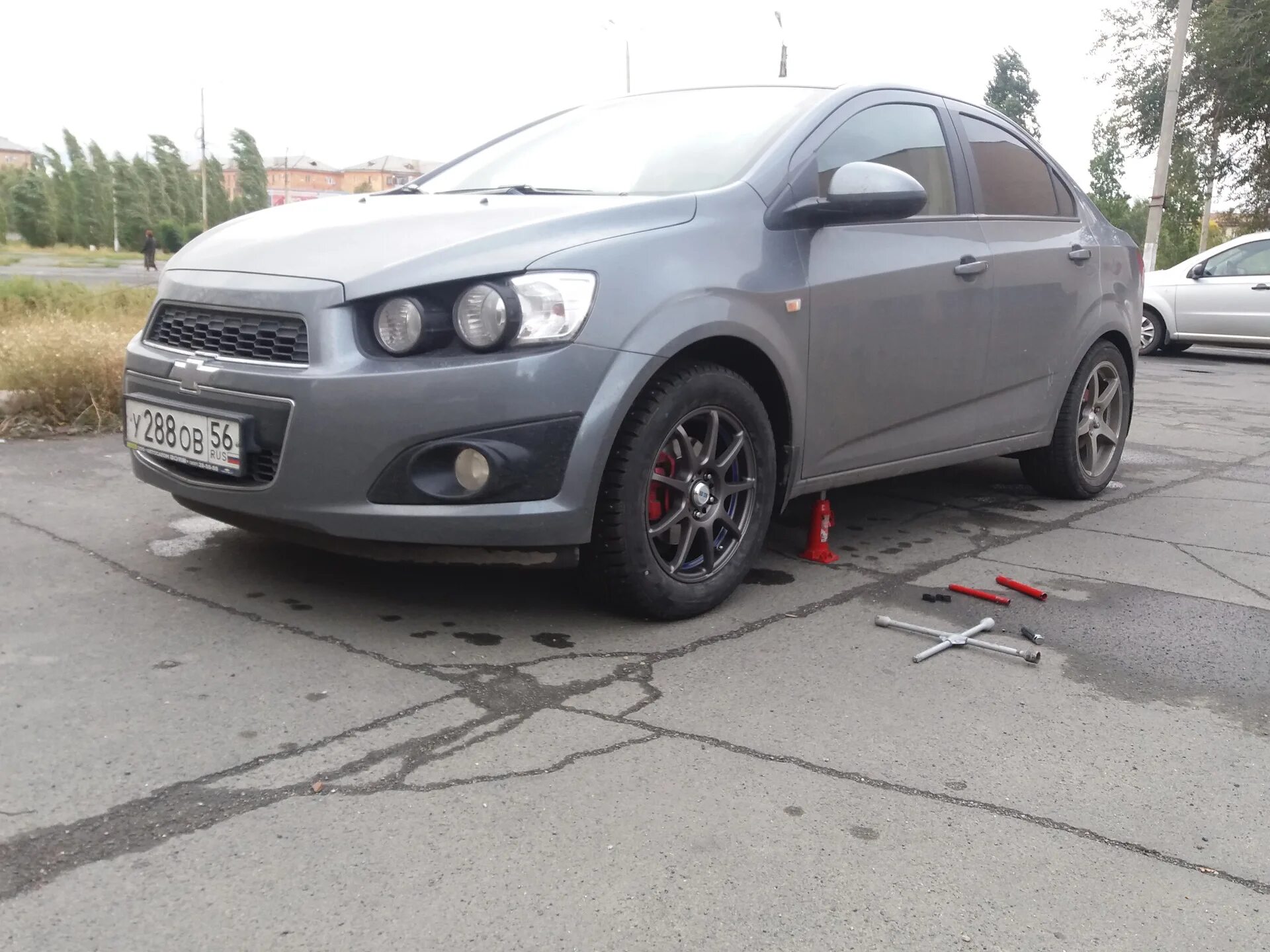 Авео резина размер. Chevrolet Aveo r16. 205 65 R16 на Авео т300. 195/60/15 Aveo. Авео r16 205/45.