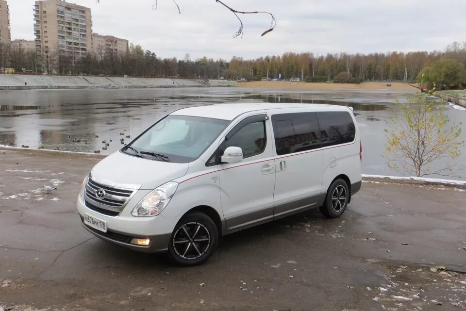 Питерские пассажирские перевозки. Авито.ру Санкт-Петербург. Авито Санкт-Петербурге авто. Старекс белый перёд. Авито ру спб с пробегам